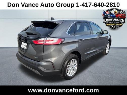 Carbonized Gray Metallic 2024 Ford Edge SEL