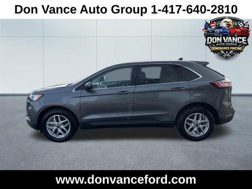 Carbonized Gray Metallic 2024 Ford Edge SEL