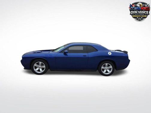 Blue Streak Pearlcoat 2012 Dodge Challenger SXT