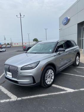 2023 Lincoln Corsair Standard