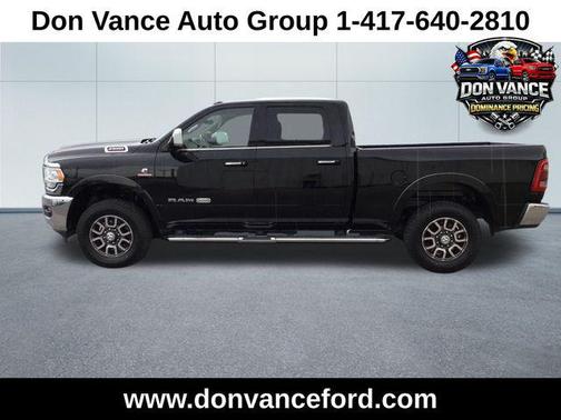 Diamond Black Crystal Pearlcoat 2019 RAM 2500 Longhorn