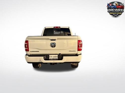 2024 RAM 2500 Laramie Crew Cab 4x4 6'4' Box