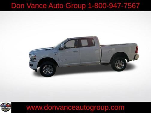 Bright White Clearcoat 2024 RAM 2500 Laramie Crew Cab 4x4 6'4' Box