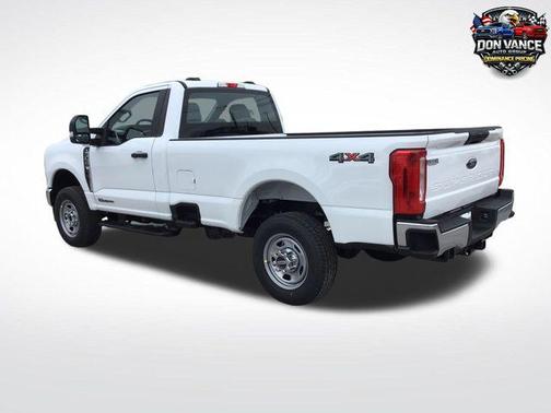 Oxford White 2026 Ford F-350 XL
