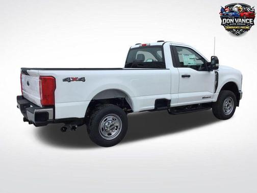 Oxford White 2026 Ford F-350 XL