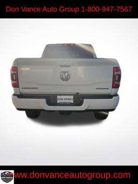 Bright White Clearcoat 2024 RAM 2500 Laramie Crew Cab 4x4 6'4' Box