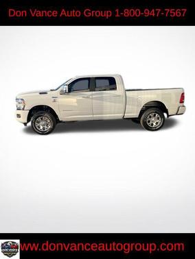 Bright White Clearcoat 2024 RAM 2500 Laramie Crew Cab 4x4 6'4' Box