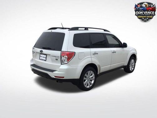 Satin White Pearl 2012 Subaru Forester 2.5X Premium