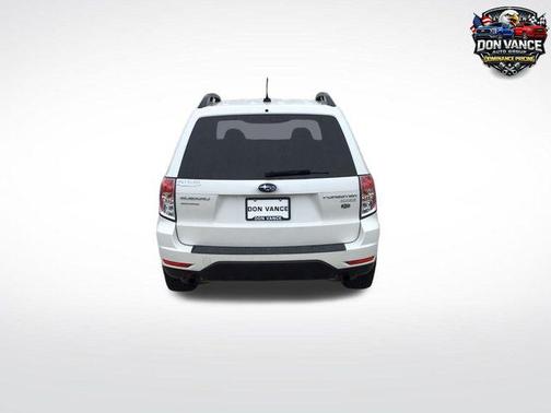 Satin White Pearl 2012 Subaru Forester 2.5X Premium