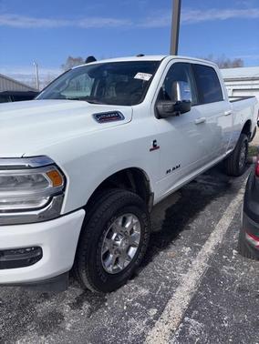 2024 RAM 2500 Laramie Crew Cab 4x4 6'4' Box