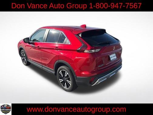 Red Diamond 2024 Mitsubishi Eclipse Cross SE