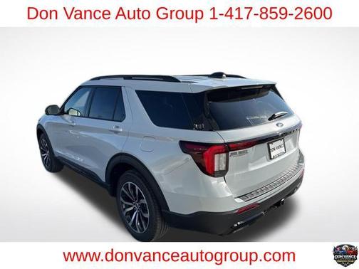 Space White Metallic 2026 Ford Explorer ST-Line