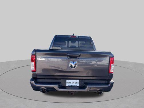 Granite Crystal Metallic Clearcoat 2024 RAM 1500 Big Horn/Lone Star