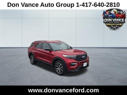Rapid Red Metallic Tinted Clearcoat 2022 Ford Explorer ST-Line