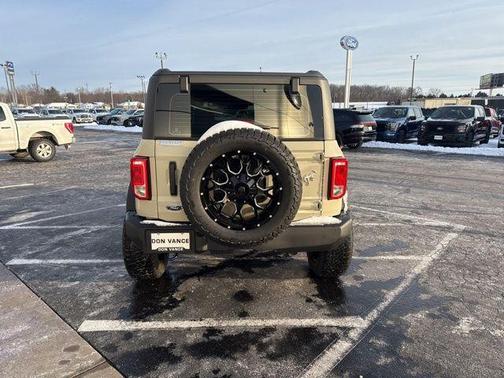 2025 Ford Bronco Base