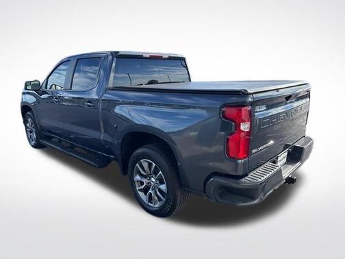Shadow Gray Metallic 2021 Chevrolet Silverado 1500 RST