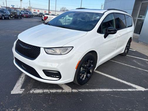 2025 Chrysler Pacifica Limited