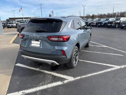 2026 Ford Escape Platinum