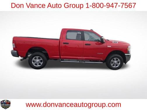 2024 RAM 2500 Big Horn Crew Cab 4x4 6'4' Box