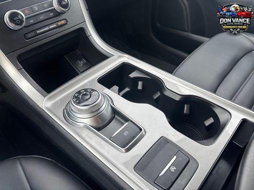 Agate Black Metallic 2024 Ford Edge SEL