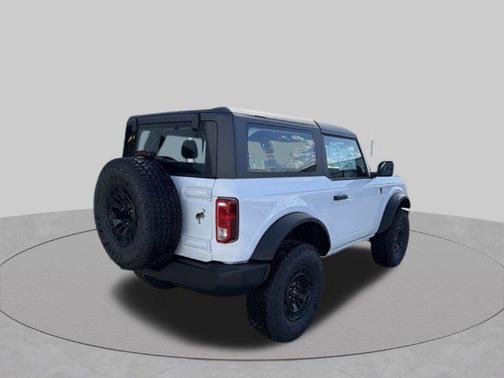 Oxford White 2026 Ford Bronco Base