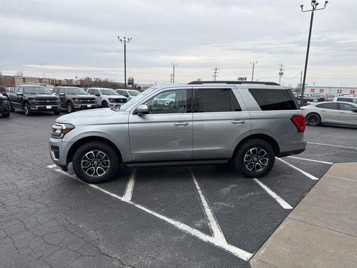 2024 Ford Expedition XLT