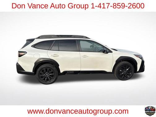 Crystal White Pearl 2023 Subaru Outback Onyx Edition