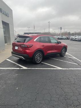 2023 Ford Escape PHEV SE