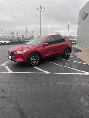 2023 Ford Escape PHEV SE