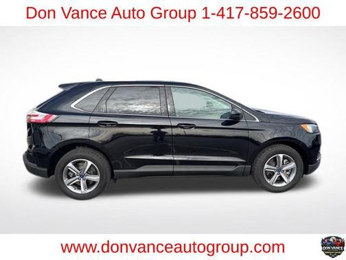 Agate Black Metallic 2022 Ford Edge SEL