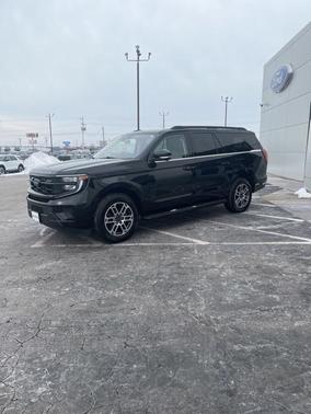2025 Ford Expedition Max Active 4x4