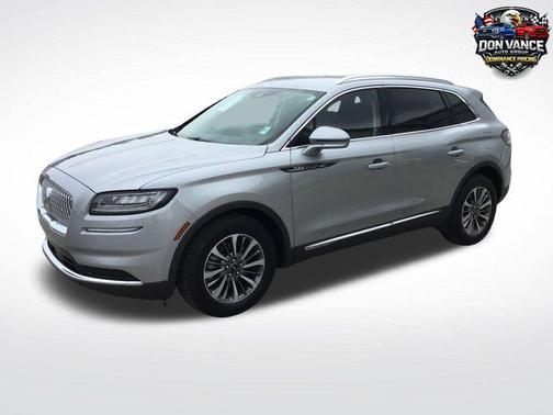 Silver Radiance Metallic Clearcoat 2023 Lincoln Nautilus Standard