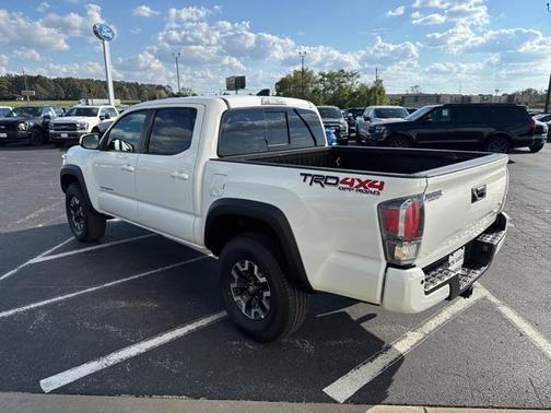 2023 Toyota Tacoma TRD Off-Road