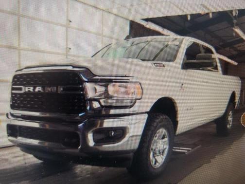 2022 RAM 2500 Big Horn Crew Cab 4x4 6'4' Box