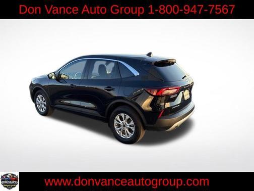 Star White Metallic Tri-Coat 2023 Ford Escape Active