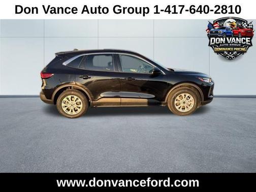 Star White Metallic Tri-Coat 2023 Ford Escape Active