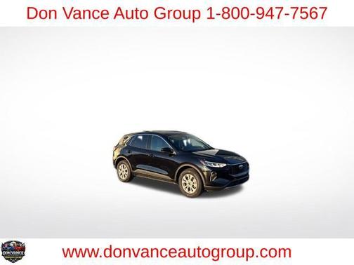 Star White Metallic Tri-Coat 2023 Ford Escape Active