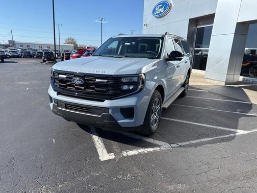 2025 Ford Expedition Max Active 4x4