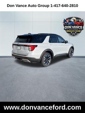 Space White Metallic 2026 Ford Explorer Platinum