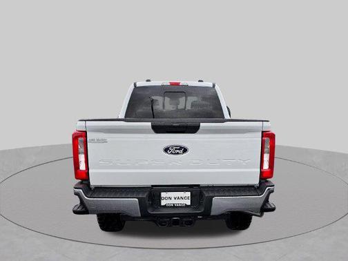 Oxford White 2027 Ford F-250 XL