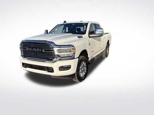 Bright White Clearcoat 2024 RAM 2500 Laramie Crew Cab 4x4 6'4' Box