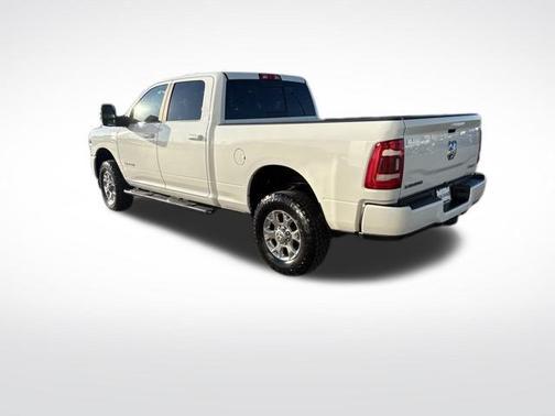 Bright White Clearcoat 2024 RAM 2500 Laramie Crew Cab 4x4 6'4' Box