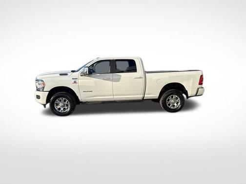 Bright White Clearcoat 2024 RAM 2500 Laramie Crew Cab 4x4 6'4' Box