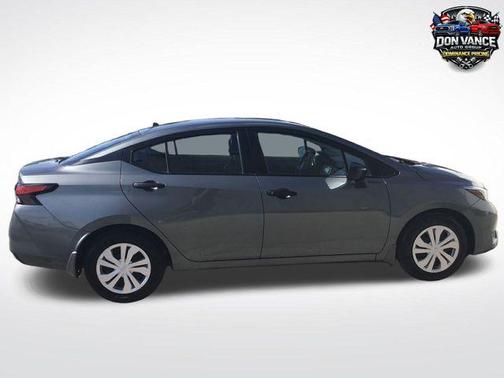 Gun Metallic 2025 Nissan Versa 1.6 S