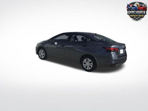 Gun Metallic 2025 Nissan Versa 1.6 S