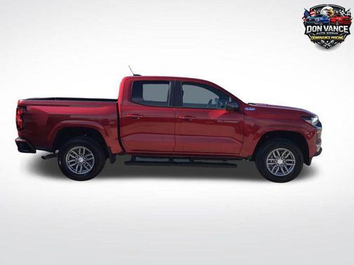 Radiant Red Tintcoat 2024 Chevrolet Colorado LT