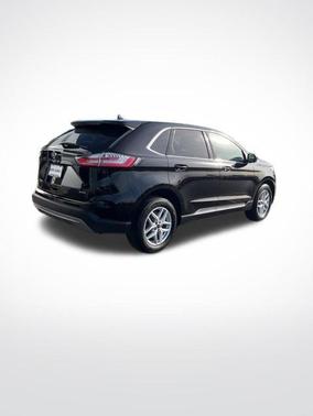 Agate Black Metallic 2024 Ford Edge SEL
