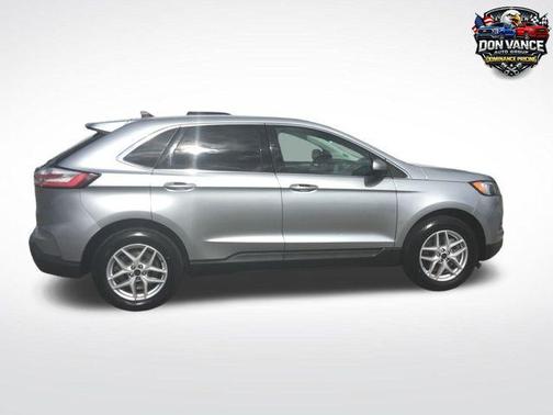 Iconic Silver Metallic 2023 Ford Edge SEL
