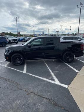 2025 Ford Maverick Lobo Standard