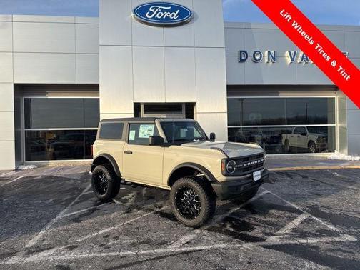Desert Sand 2025 Ford Bronco Base SUV